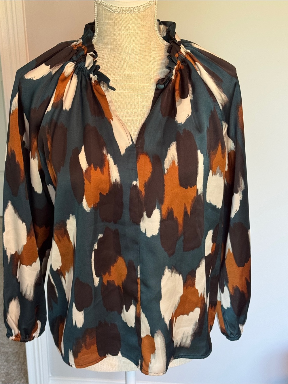 Ann Taylor Teal, Brown & Cream Abstract Print Long-Sleeve Blouse